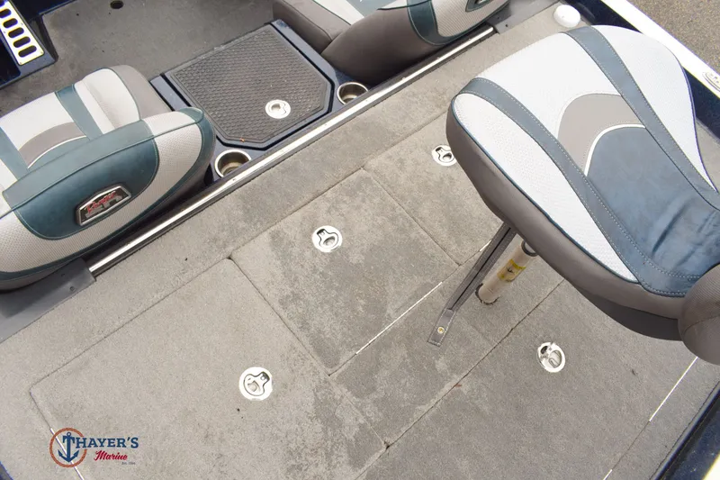 Slide: The Image of Ranger 521L 2018 - 10