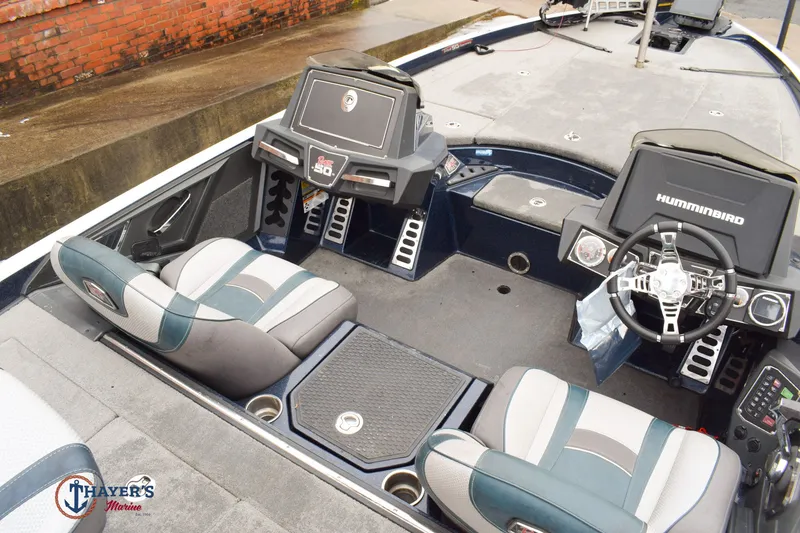 Slide: The Image of Ranger 521L 2018 - 13