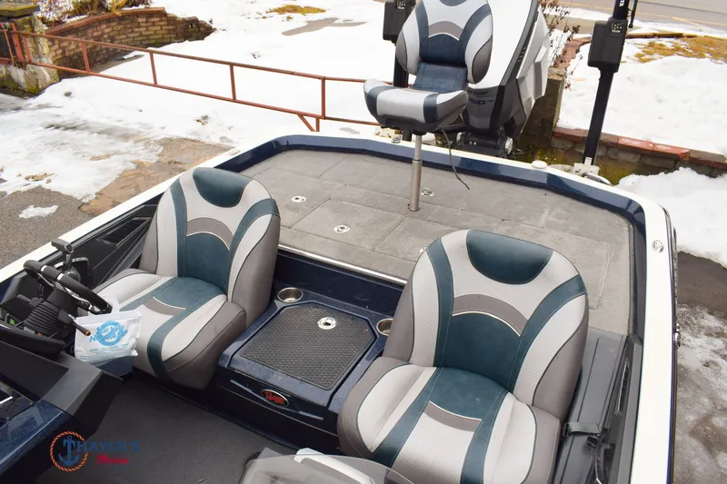 Slide: The Image of Ranger 521L 2018 - 21