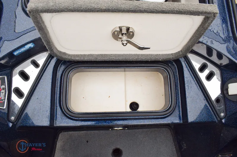 Slide: The Image of Ranger 521L 2018 - 28