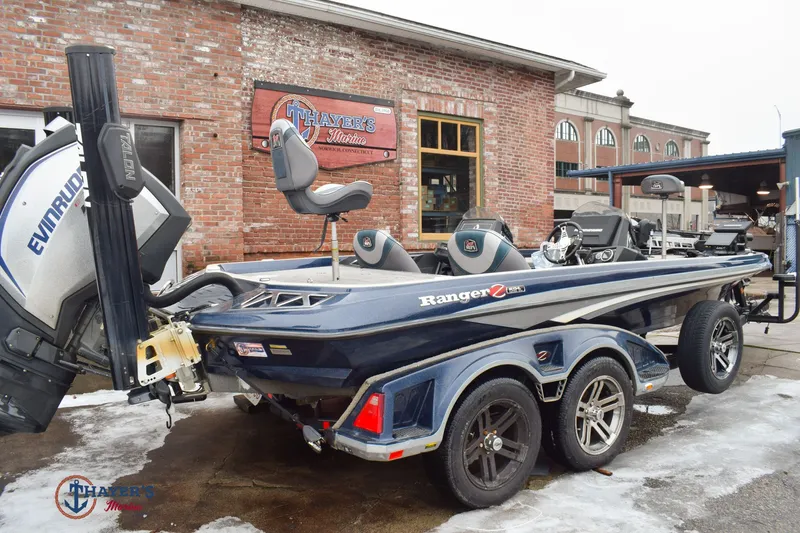 Slide: The Image of Ranger 521L 2018 - 4