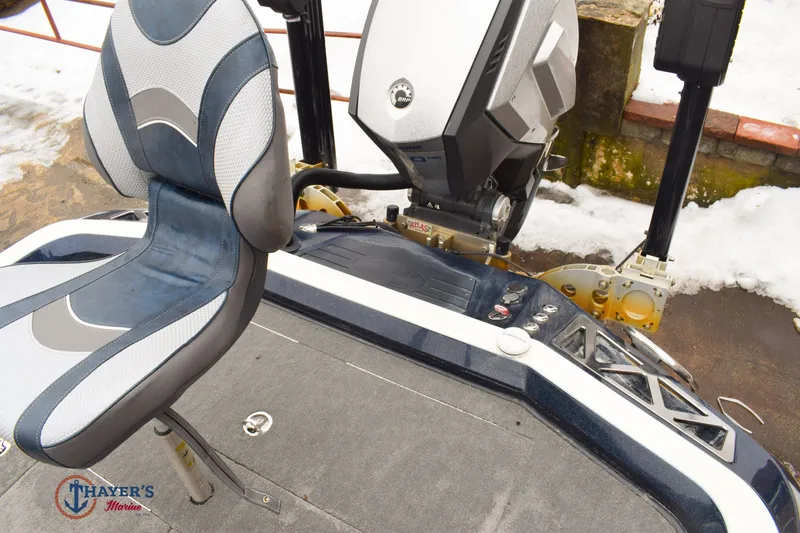 Slide: The Image of Ranger 521L 2018 - 8