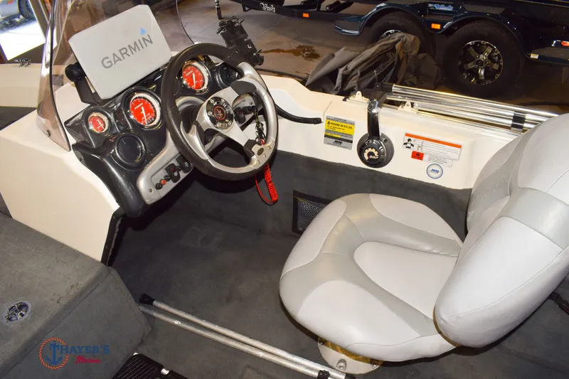 Slide: The Image of Stratos 1760 DV 2009 - 27