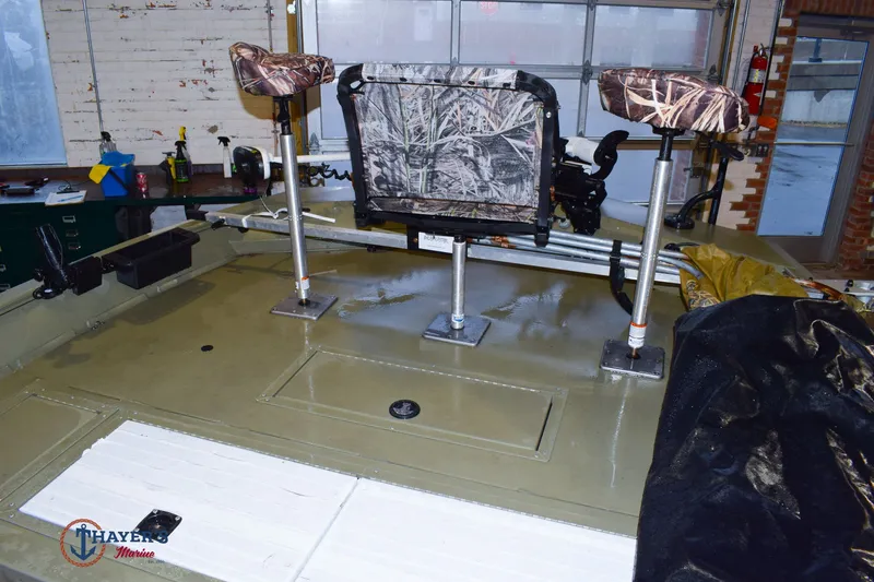 Slide: The Image of Tracker 2072 2018 - 10