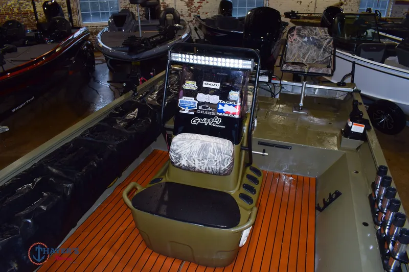 Slide: The Image of Tracker 2072 2018 - 19