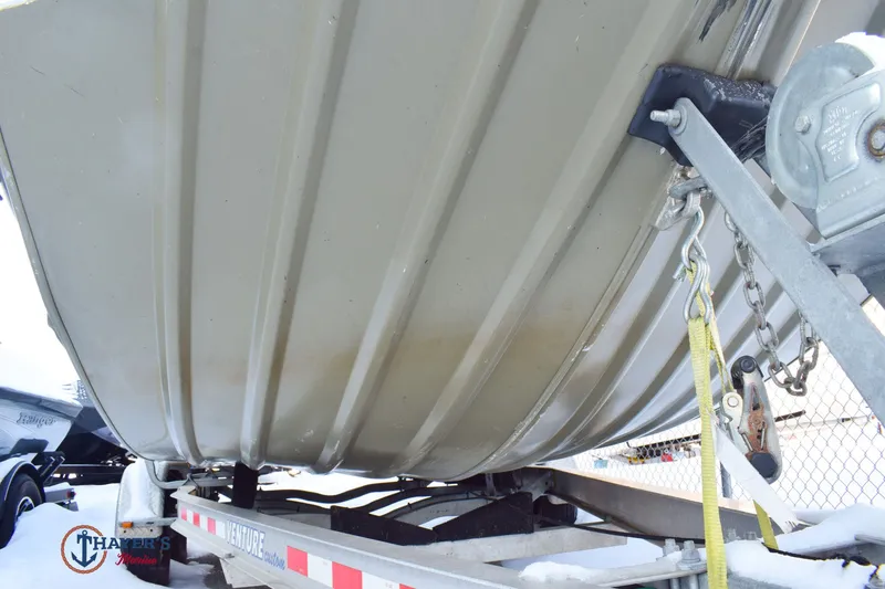 Slide: The Image of Tracker 2072 2018 - 32