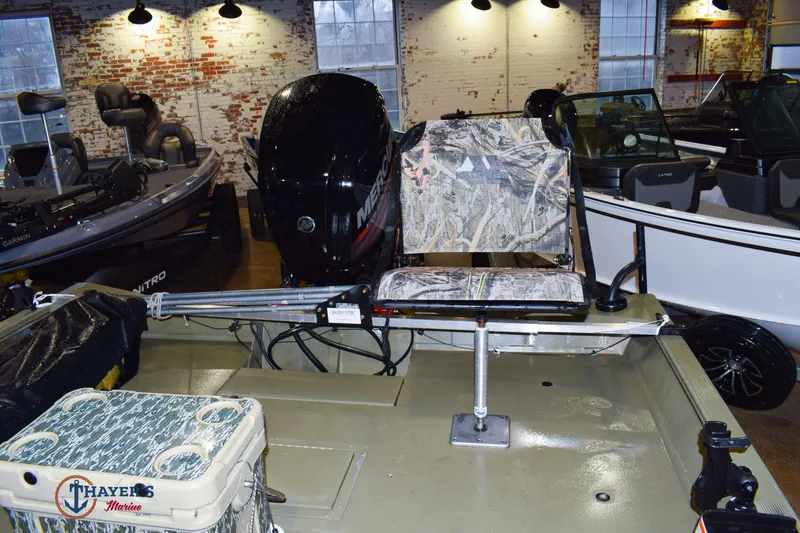 Slide: The Image of Tracker 2072 2018 - 6