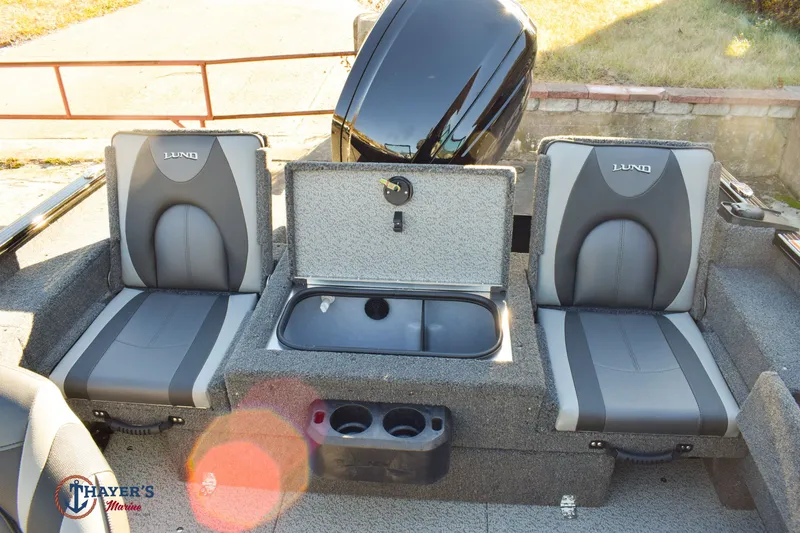 Slide: The Image of Lund 1675 Adventure Sport 2026 - 24