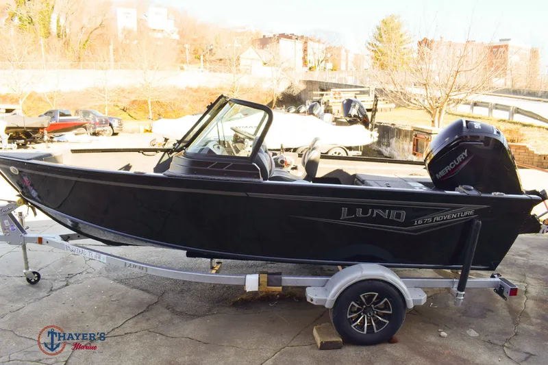 Slide: The Image of Lund 1675 Adventure Sport 2026 - 25