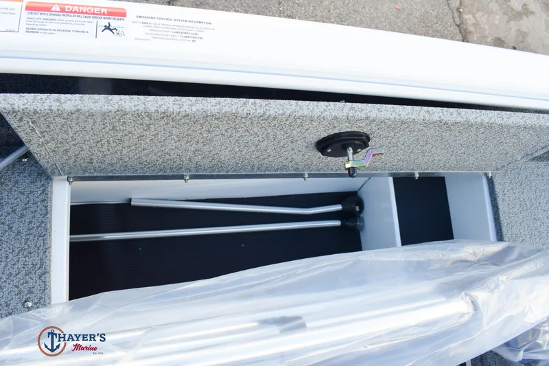 Slide: The Image of Lund 1700 Explorer Sport 2026 - 21