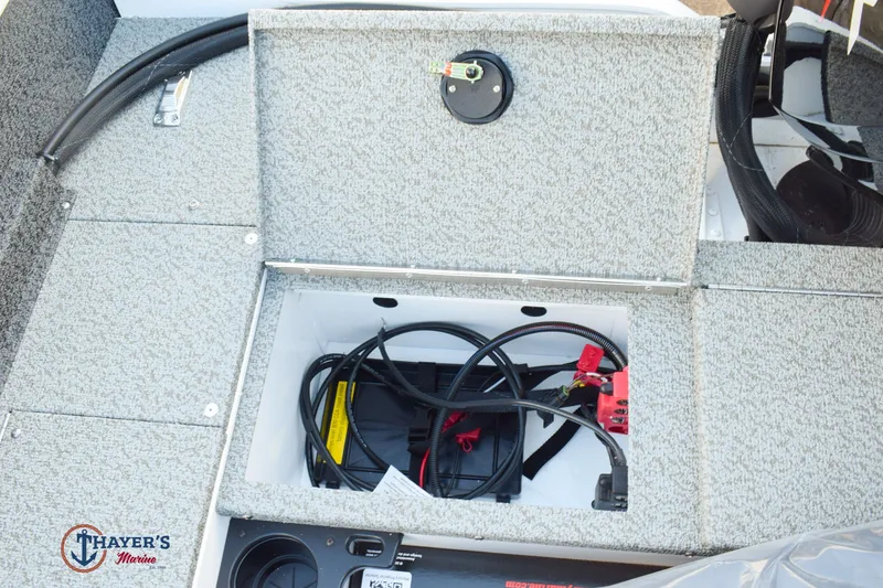 Slide: The Image of Lund 1700 Explorer Sport 2026 - 22