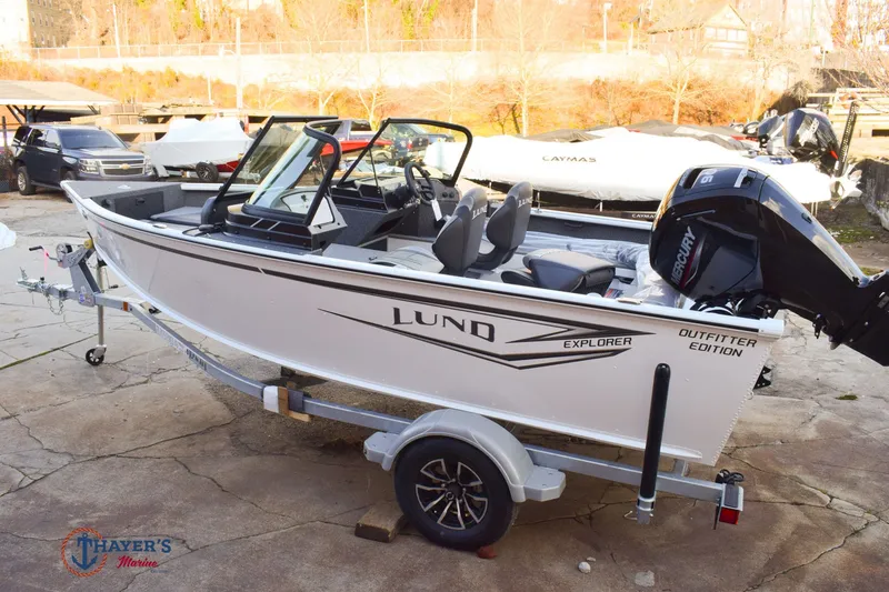 Slide: The Image of Lund 1700 Explorer Sport 2026 - 28