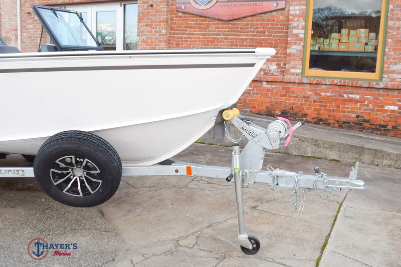 Slide: The Image of Lund 1700 Explorer Sport 2026 - 3