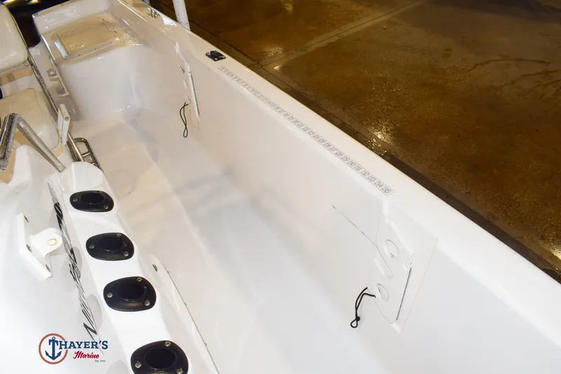 Slide: The Image of Nitro 2200 Bay 2005 - 22