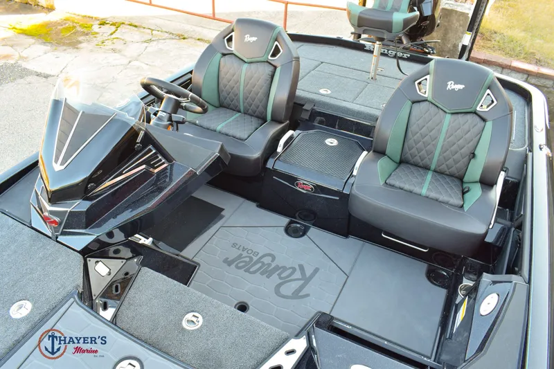 Slide: The Image of Ranger Z 521R C 2026 - 19