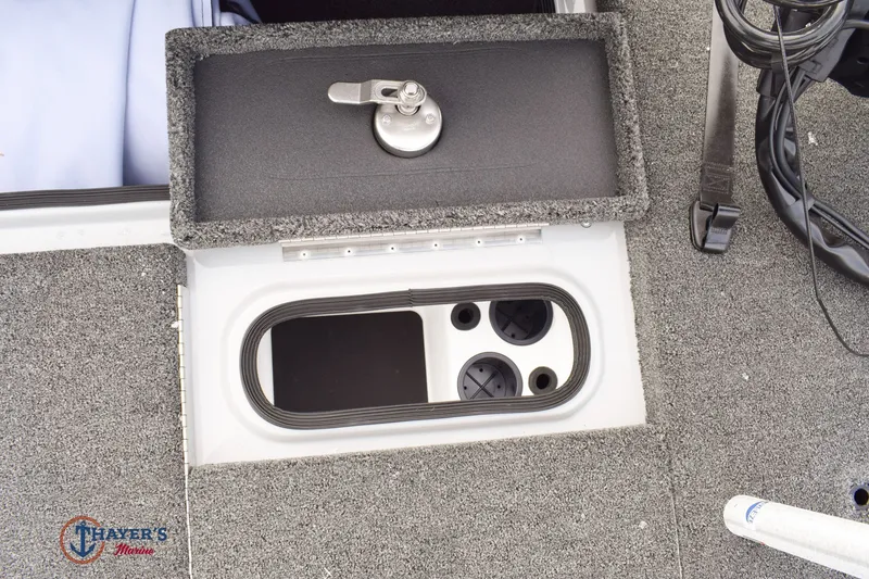 Slide: The Image of Bass Cat Cougar FTD SP 2026 - 20