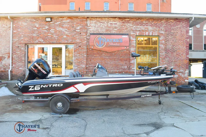 The Image of Nitro Z-6 2011 - 0