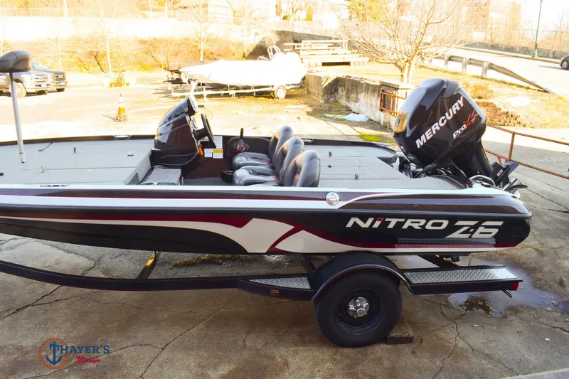 Slide: The Image of Nitro Z-6 2011 - 31