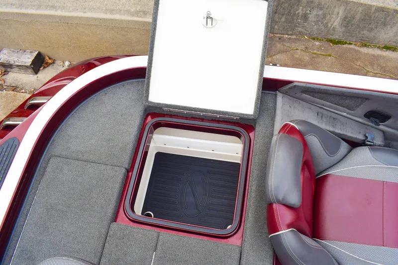 Slide: The Image of Ranger Z519C 2016 - 31