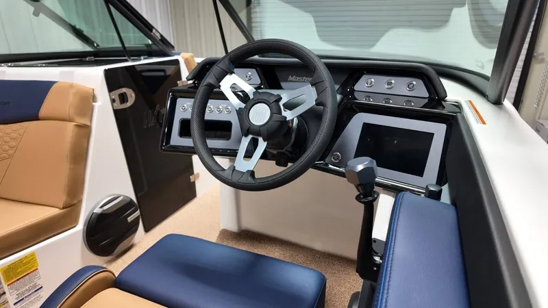 Slide: The Image of MasterCraft NXT24 2026 - 23