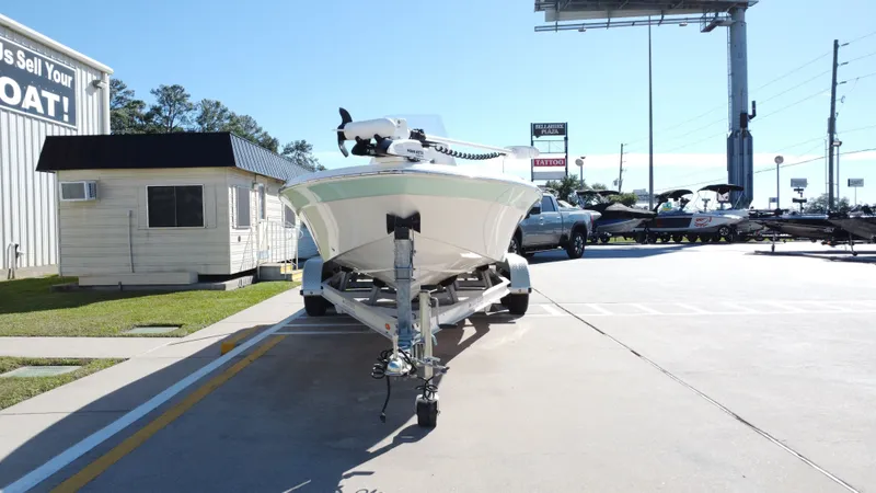 Slide: The Image of NauticStar 215 XTS Shallow Bay 2023 - 12