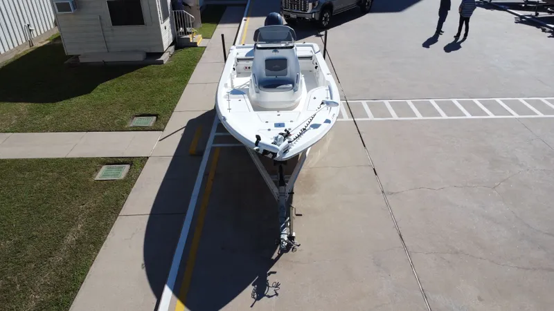 Slide: The Image of NauticStar 215 XTS Shallow Bay 2023 - 18