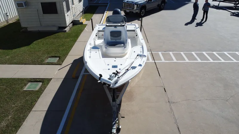 Slide: The Image of NauticStar 215 XTS Shallow Bay 2023 - 20
