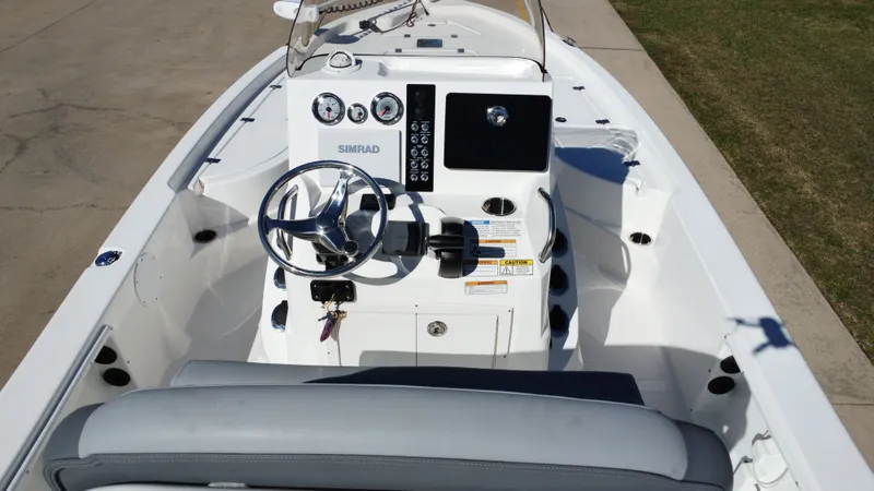 Slide: The Image of NauticStar 215 XTS Shallow Bay 2023 - 26