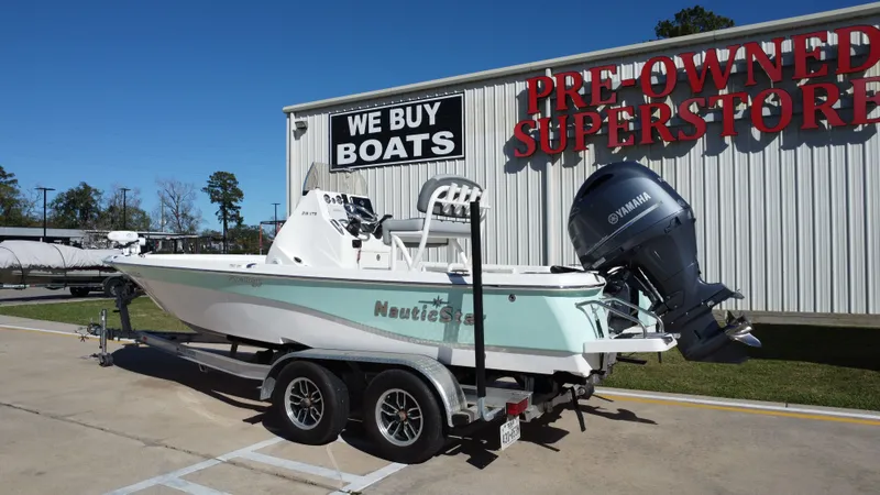 Slide: The Image of NauticStar 215 XTS Shallow Bay 2023 - 3