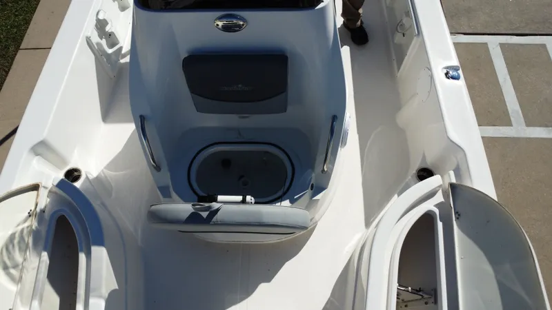 Slide: The Image of NauticStar 215 XTS Shallow Bay 2023 - 31