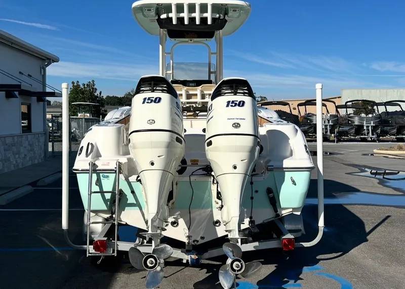 Slide: The Image of Key West 244 Center Console 2016 - 7