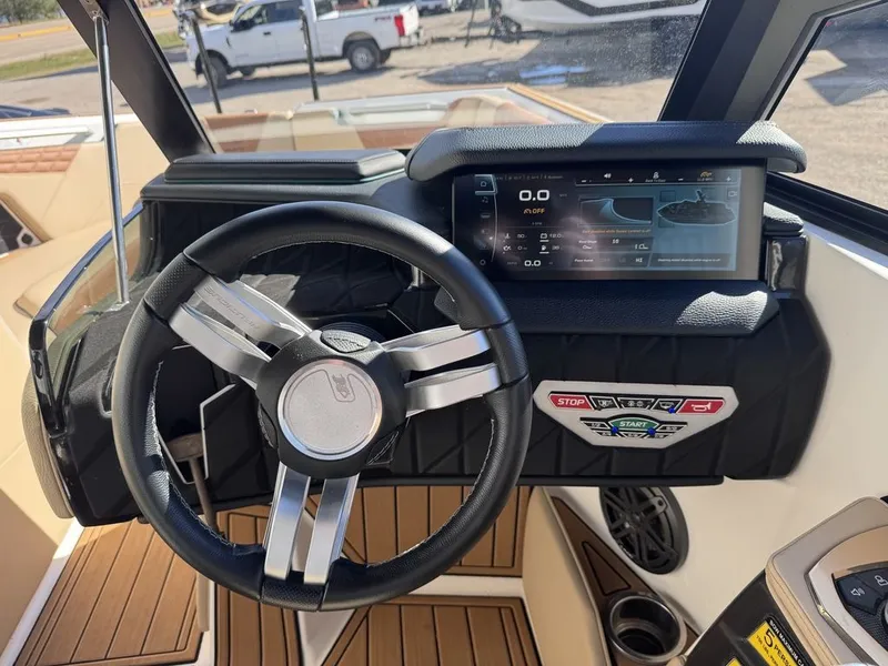 Slide: The Image of Nautique Super Air Nautique S25 2023 - 18