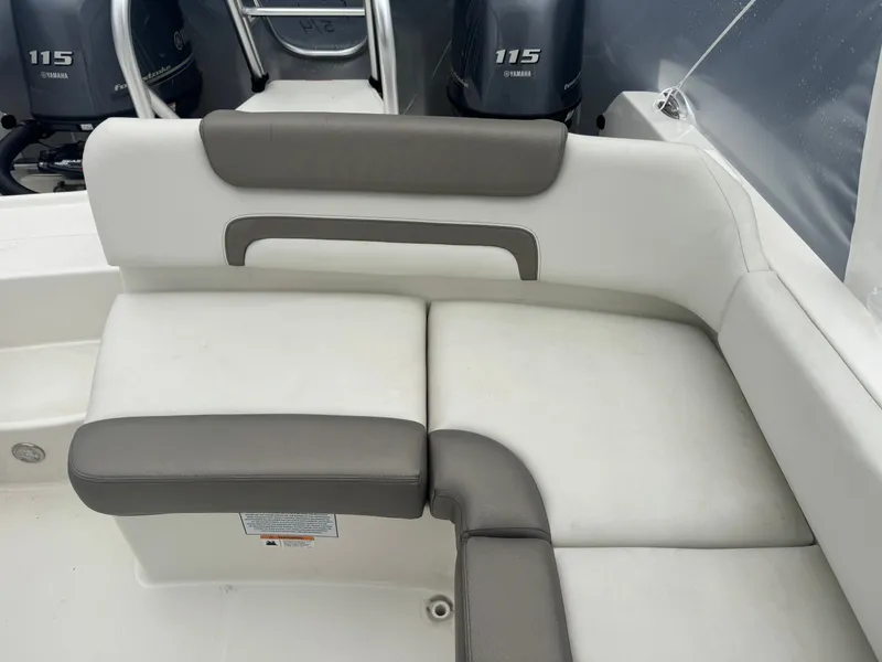 Slide: The Image of World Cat 230 SD 2023 - 10