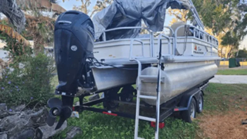 Slide: The Image of Sun Tracker Party Barge 2016 - 2