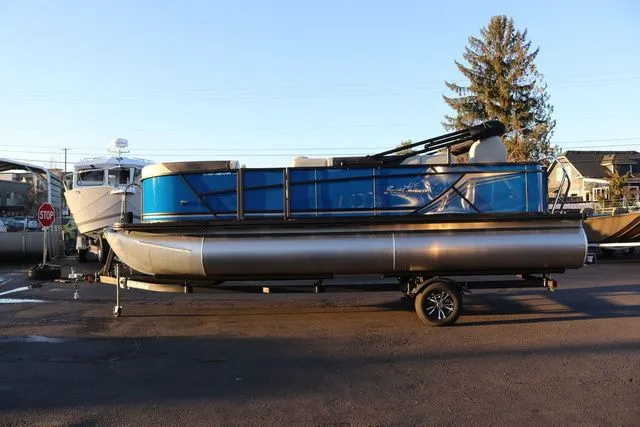 The Image of SunChaser Geneva Fish 22 2026 - 1