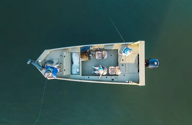 Slide: The Image of Lowe Outlet 20 2026 - 10