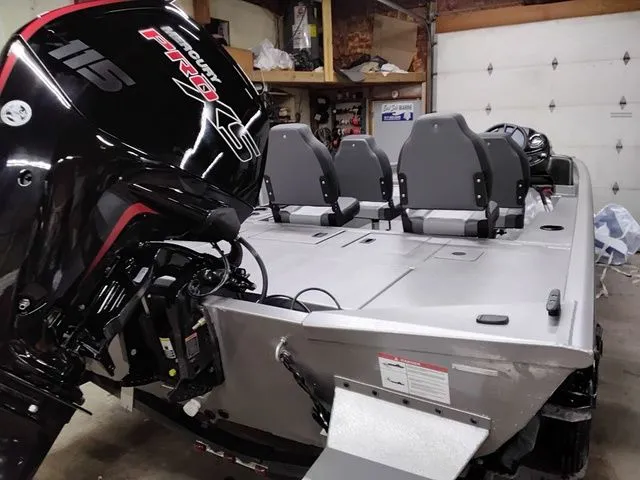 Slide: The Image of Lowe Outlet 20 2026 - 7