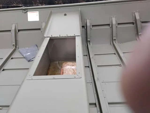 Slide: The Image of Lowe L1652MT Jon Tiller 2025 - 7