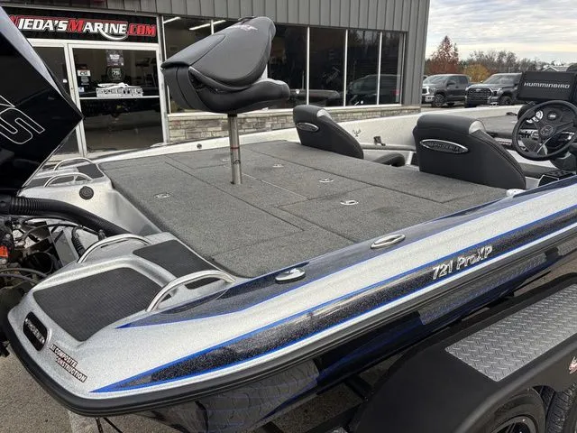 Slide: The Image of Phoenix Bass Boat 721 ProXP 2020 - 5