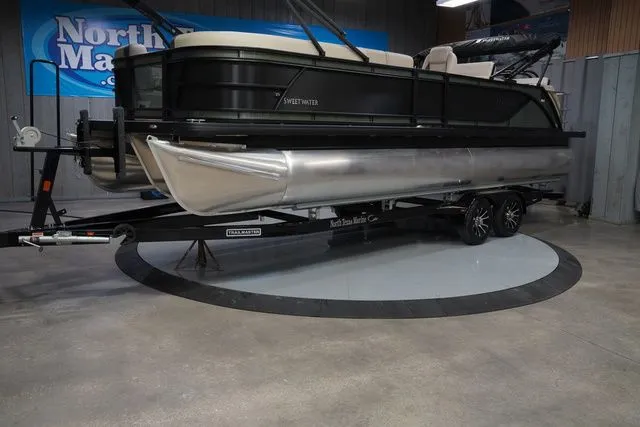 Slide: The Image of Alera M23Q 2026 - 23