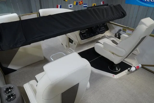 Slide: The Image of Alera M23L 2026 - 15