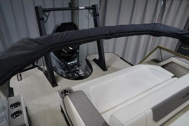 Slide: The Image of Alera M23L 2026 - 18