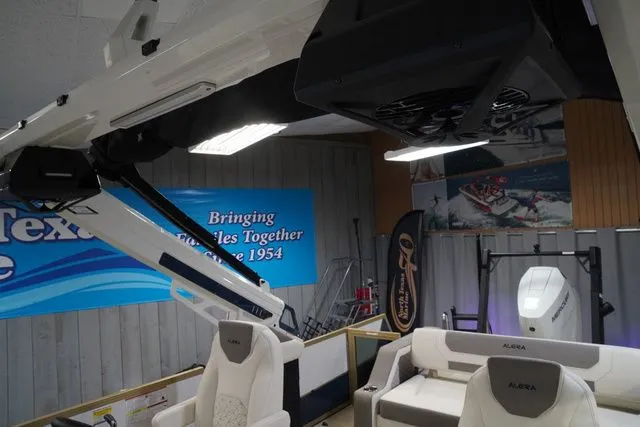 Slide: The Image of Alera M25L 2026 - 16