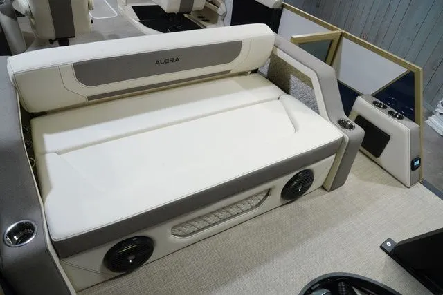 Slide: The Image of Alera M25L 2026 - 24