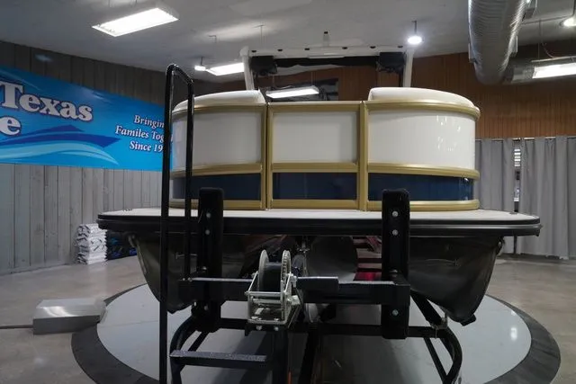 Slide: The Image of Alera M25L 2026 - 5