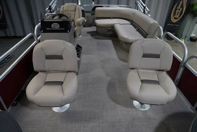 Slide: The Image of Sun Tracker Bass Buggy 18 DLX 2024 - 9