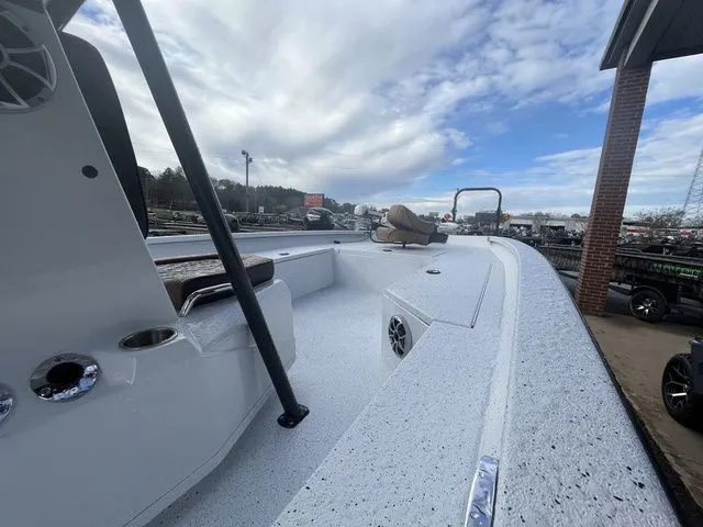 Slide: The Image of Xpress H22B 2026 - 17