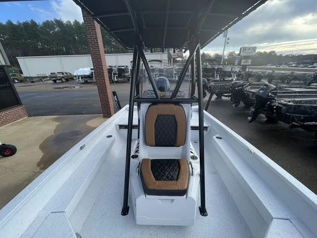 Slide: The Image of Xpress H22B 2026 - 26