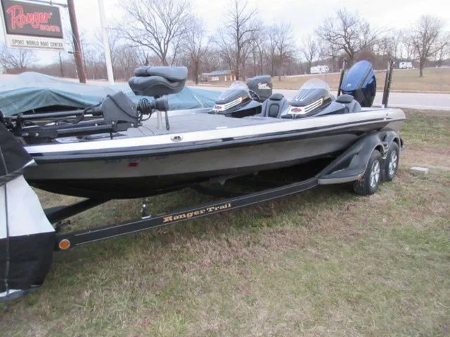 The Image of Ranger Z521C DUAL CONSOLE / 351 Hours / EVINRUDE 250 / PO 2015 - 1