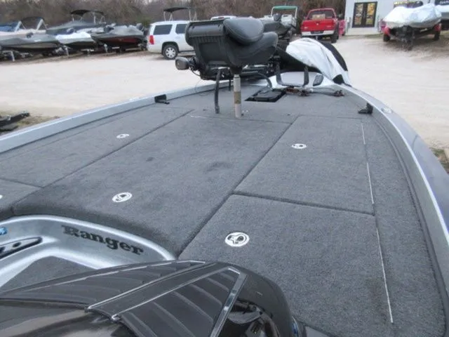 Slide: The Image of Ranger Z521C DUAL CONSOLE / 351 Hours / EVINRUDE 250 / PO 2015 - 14